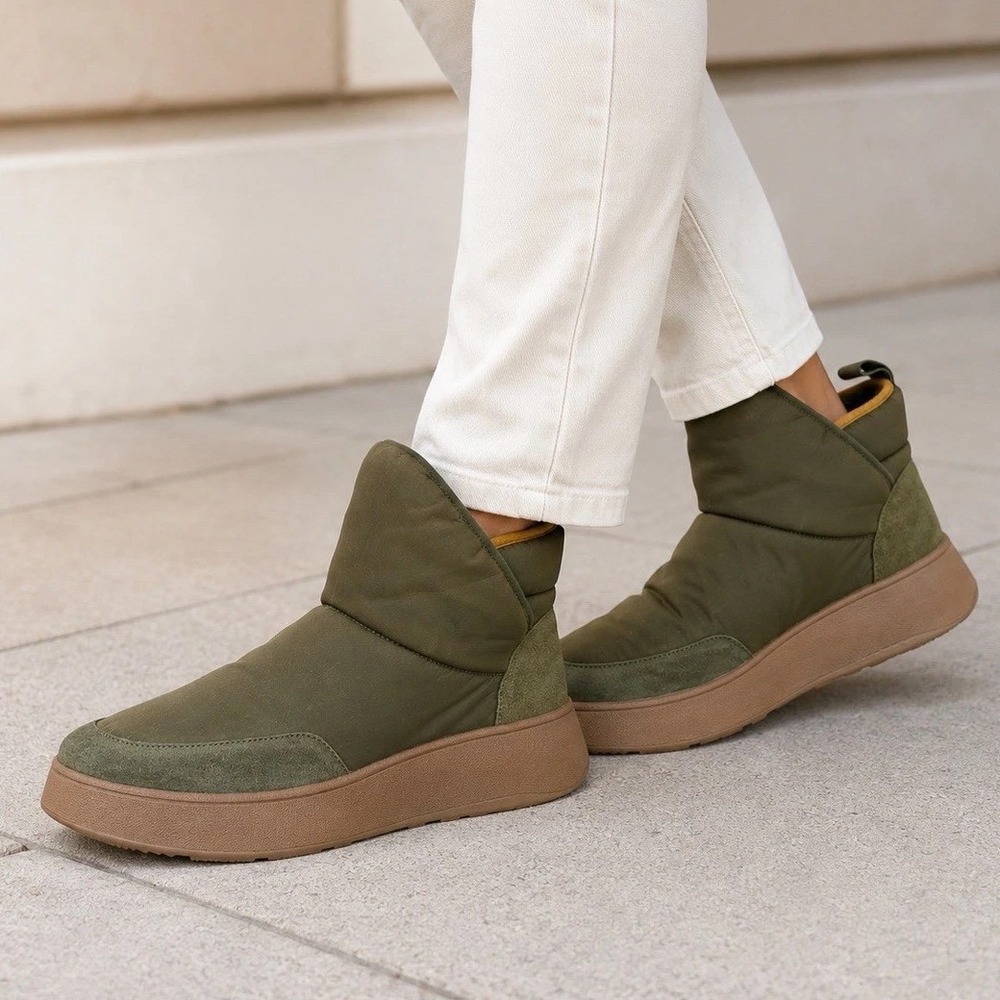 FitFlop Women Green Puffer Suede Ankle Boots FF7-968 Size 10
